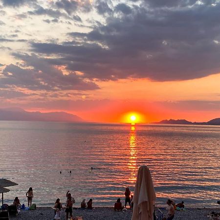 Grace Seaside Daire Loutráki Dış mekan fotoğraf